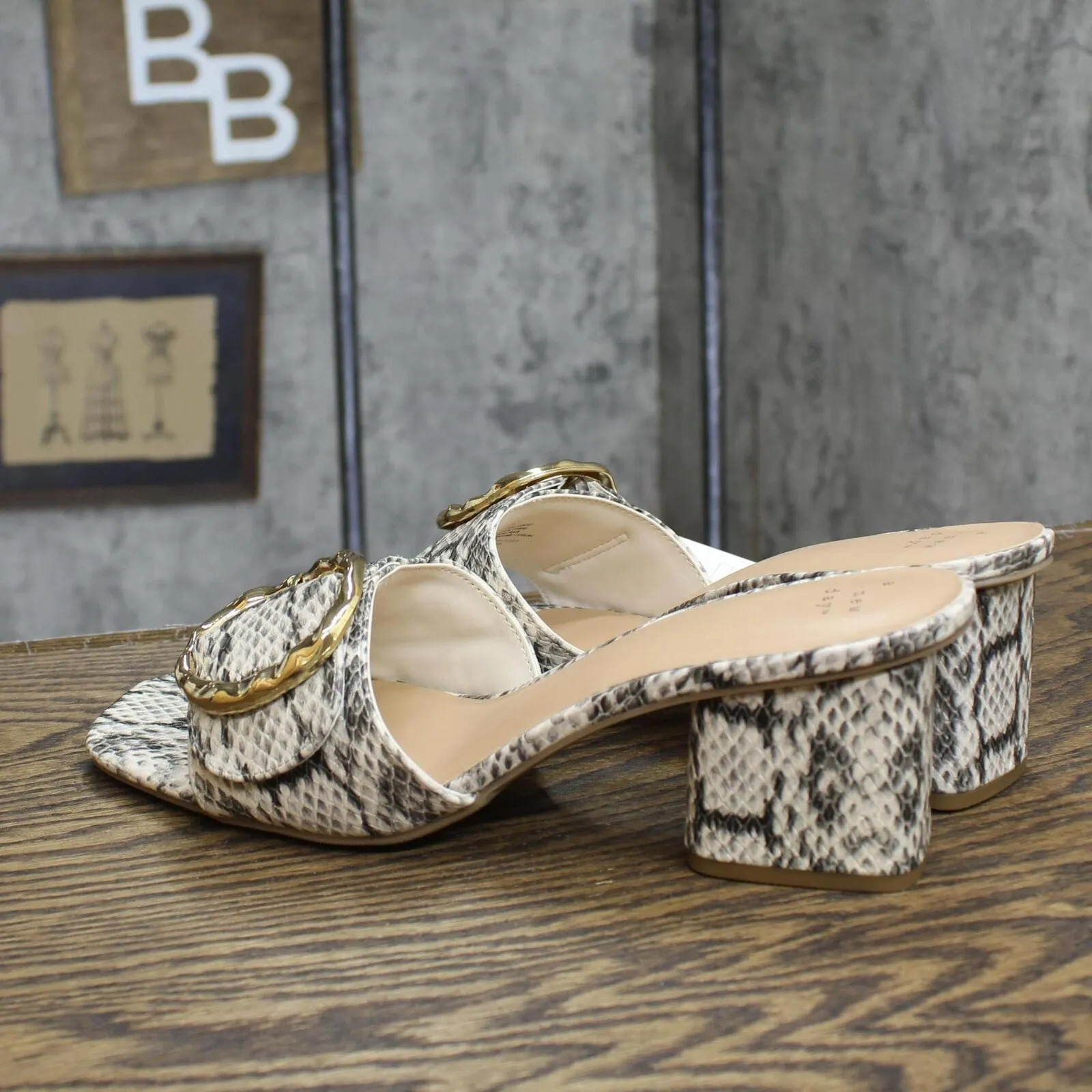 A New Day Womens Diana Buckle Mule Heels 89998799 Gray Snake 11M