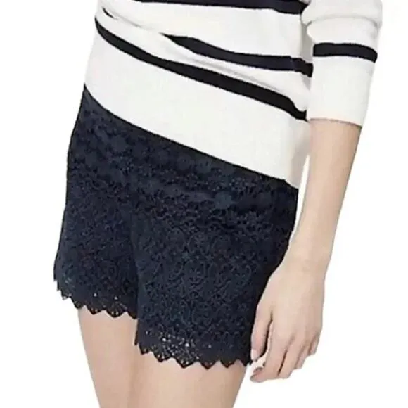 ANN TAYLOR LOFT Navy Blue Crochet Lace Scallop Hem Riviera Casual Dress Shorts 2