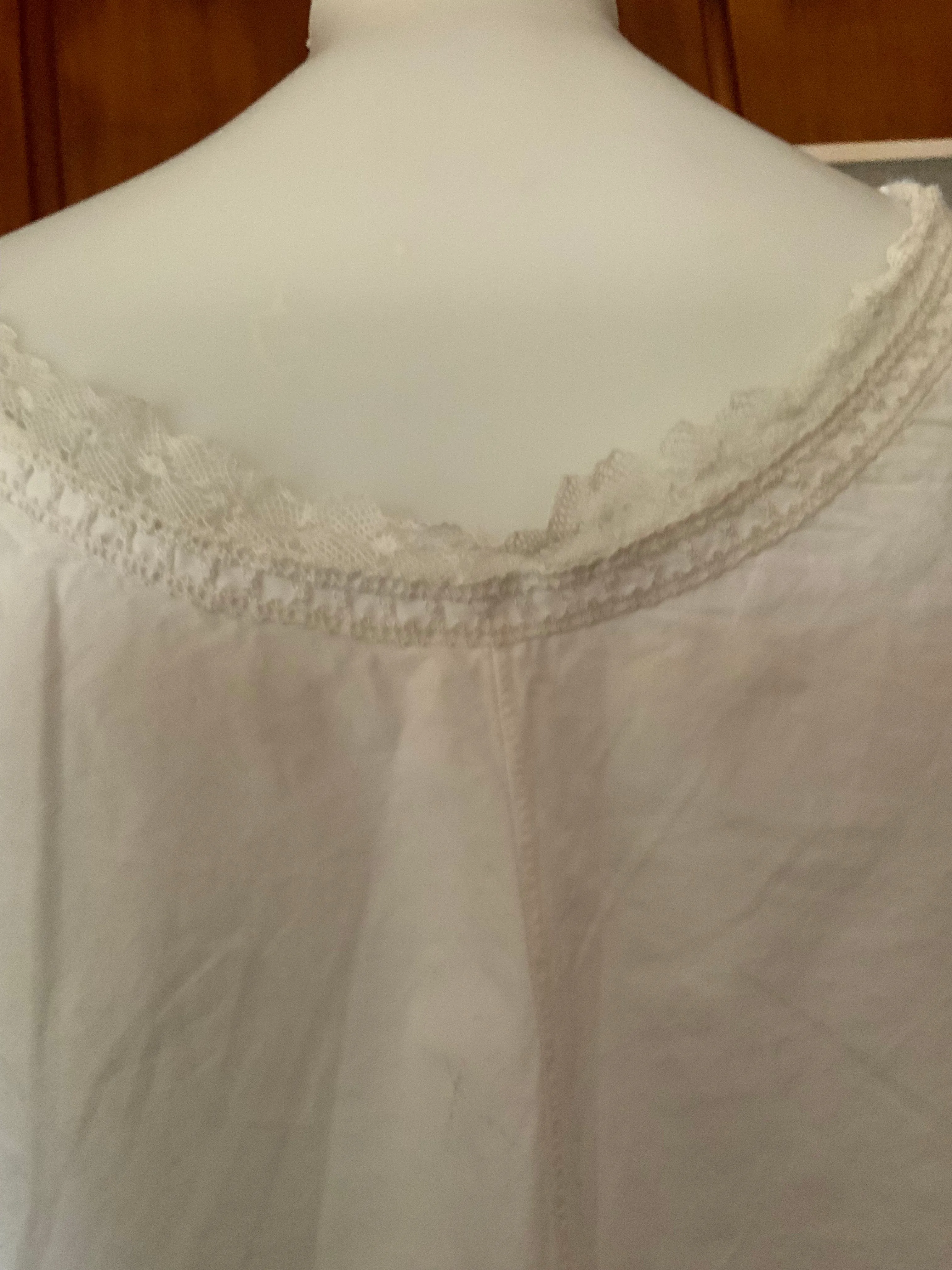 Antique Camisole - 1800 - VI6
