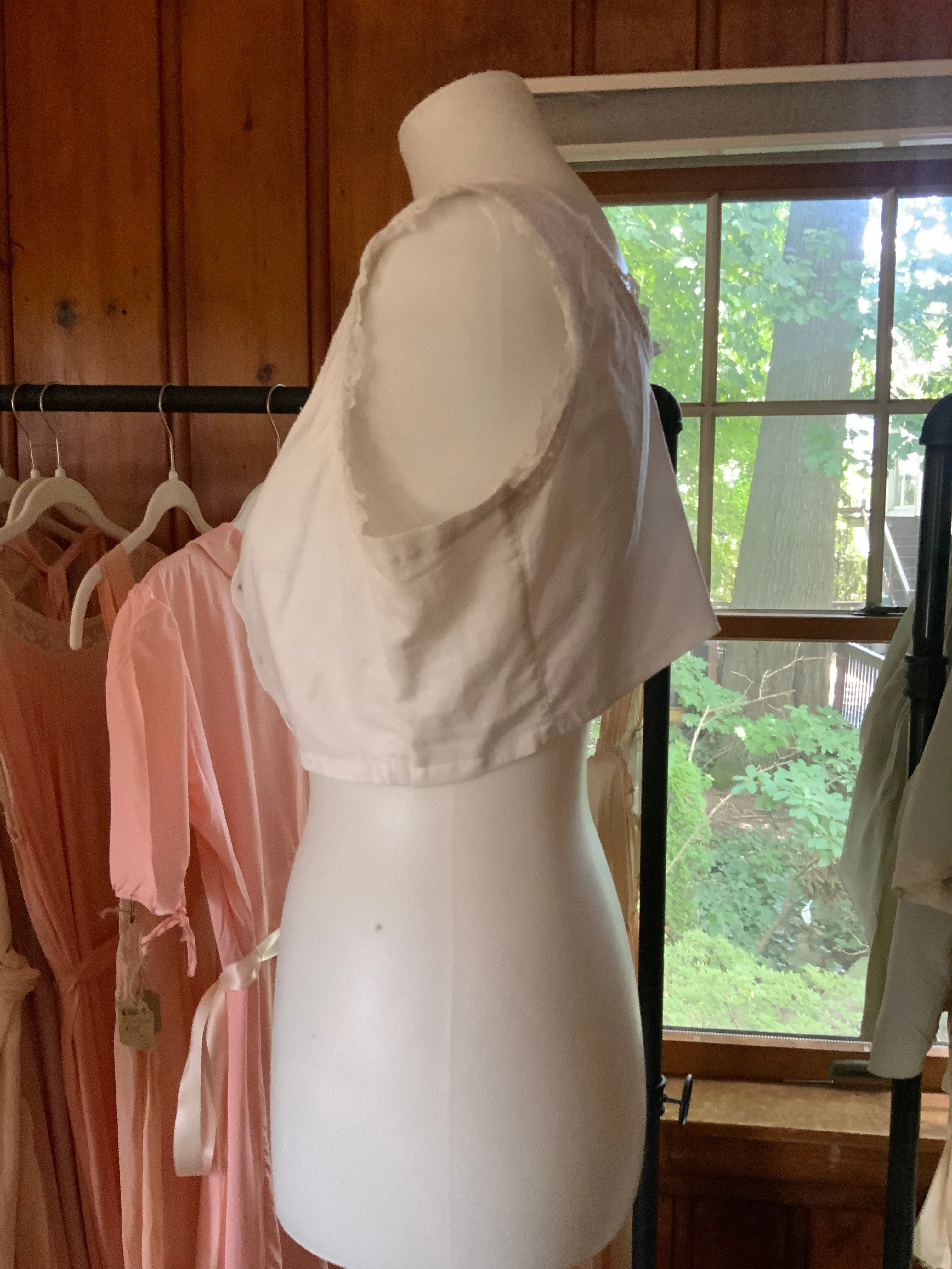 Antique Camisole - 1800 - VI6
