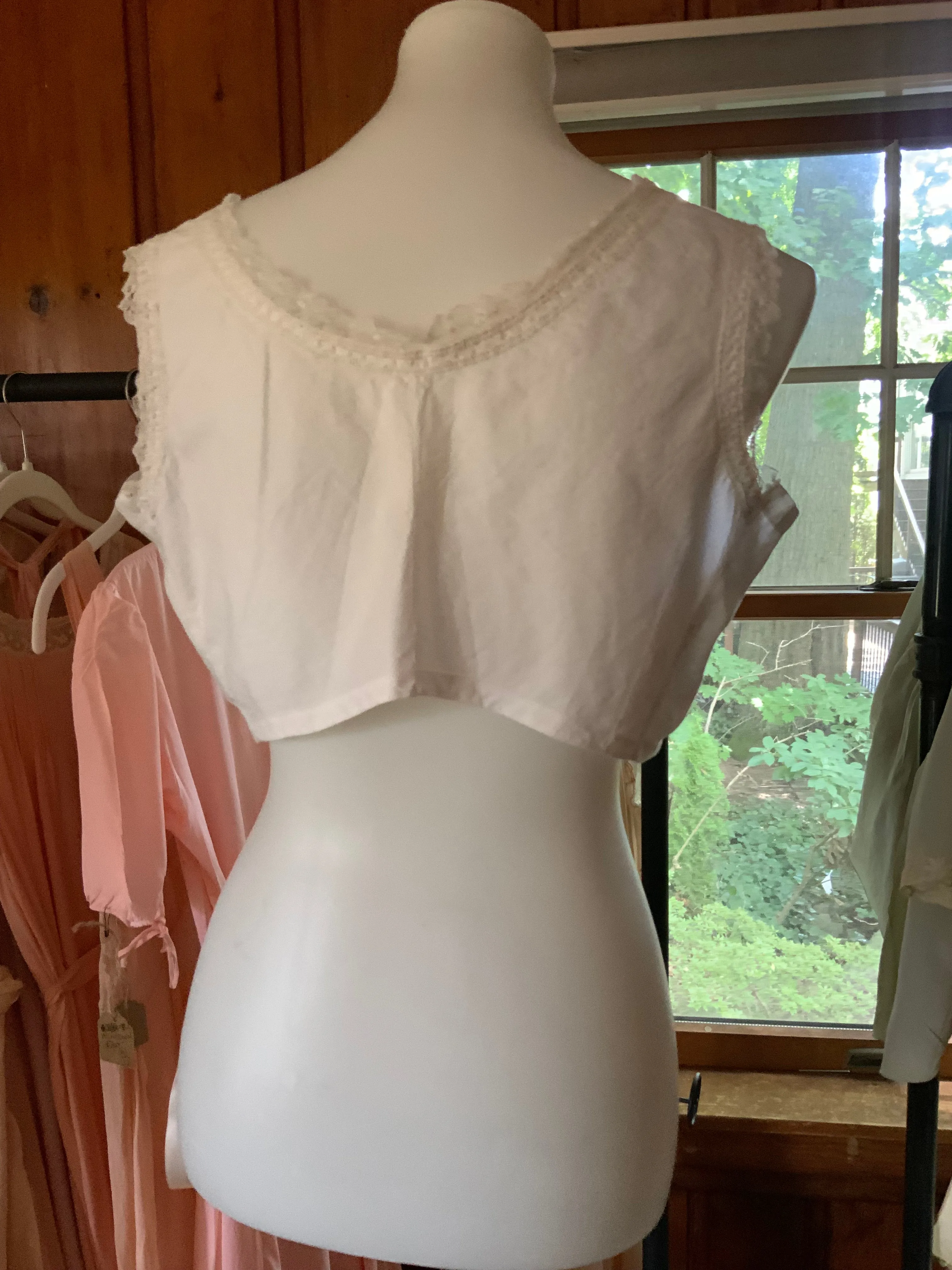 Antique Camisole - 1800 - VI6