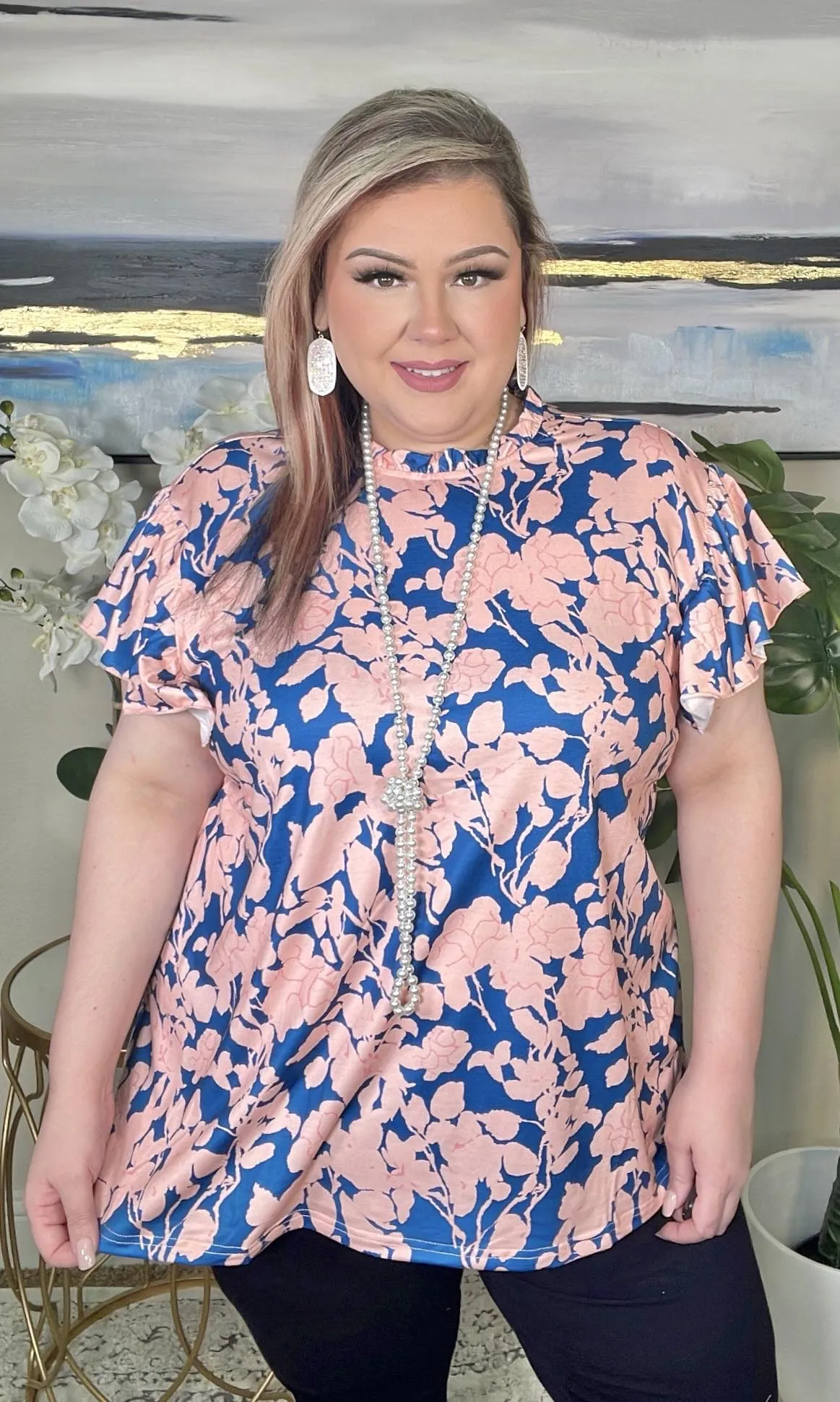 Blush & Blue floral flutter sleeve top