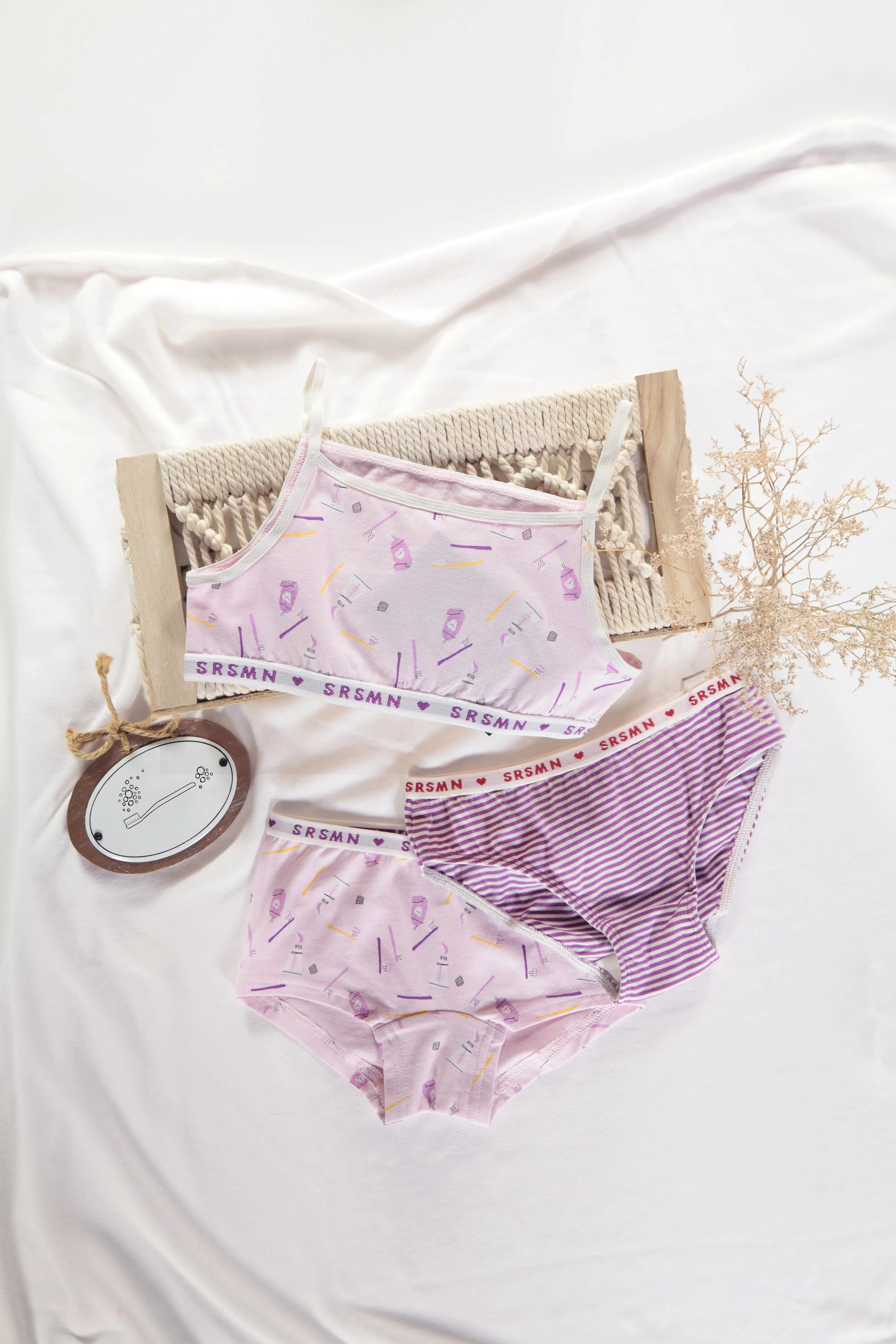 Camisole courte lavande avec motif en jersey, enfant  || Short lavender camisole with pattern in jersey, child
