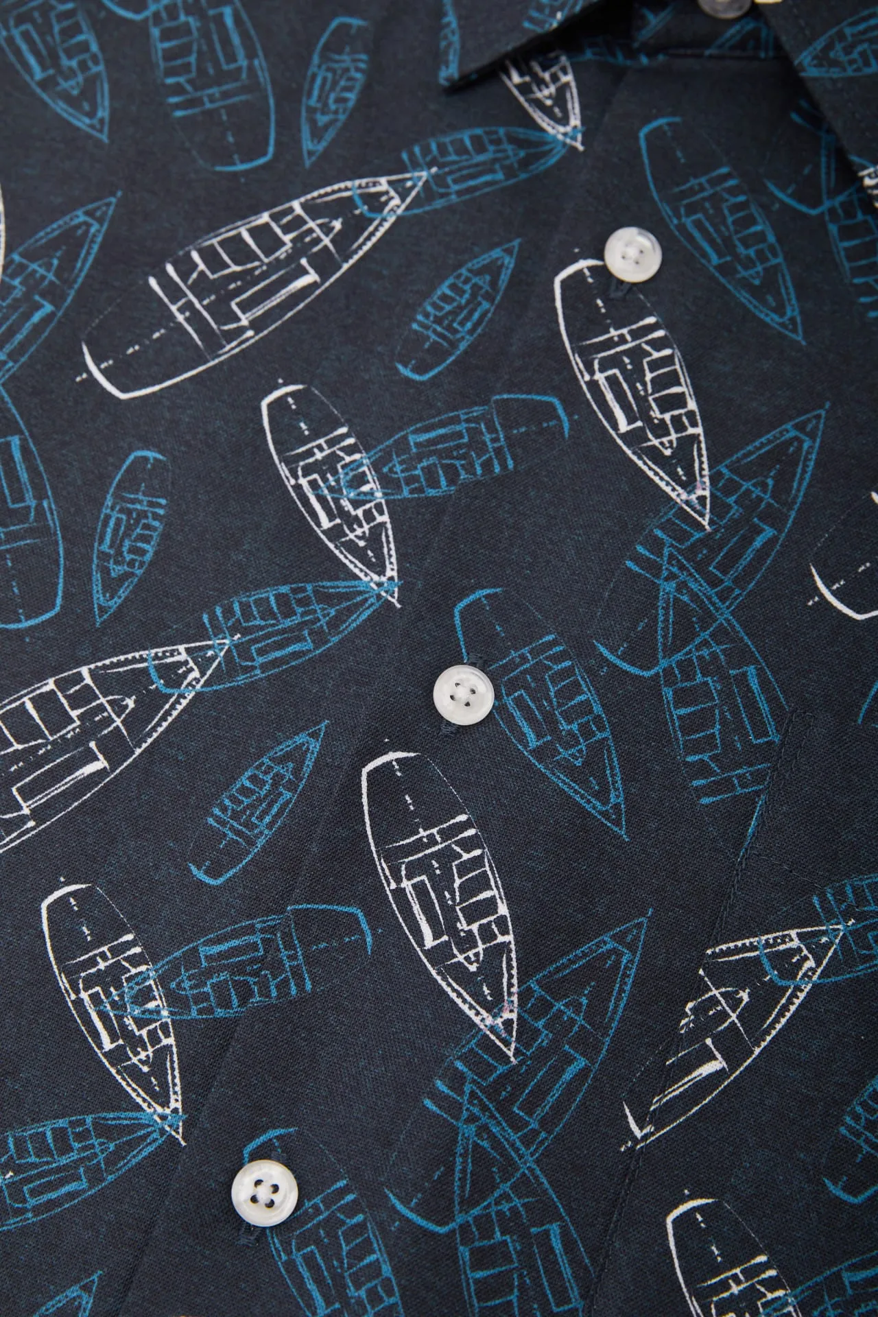Cotton Oxford Boat Digital Print Comfort Fit Short Sleeve Casual Shirt