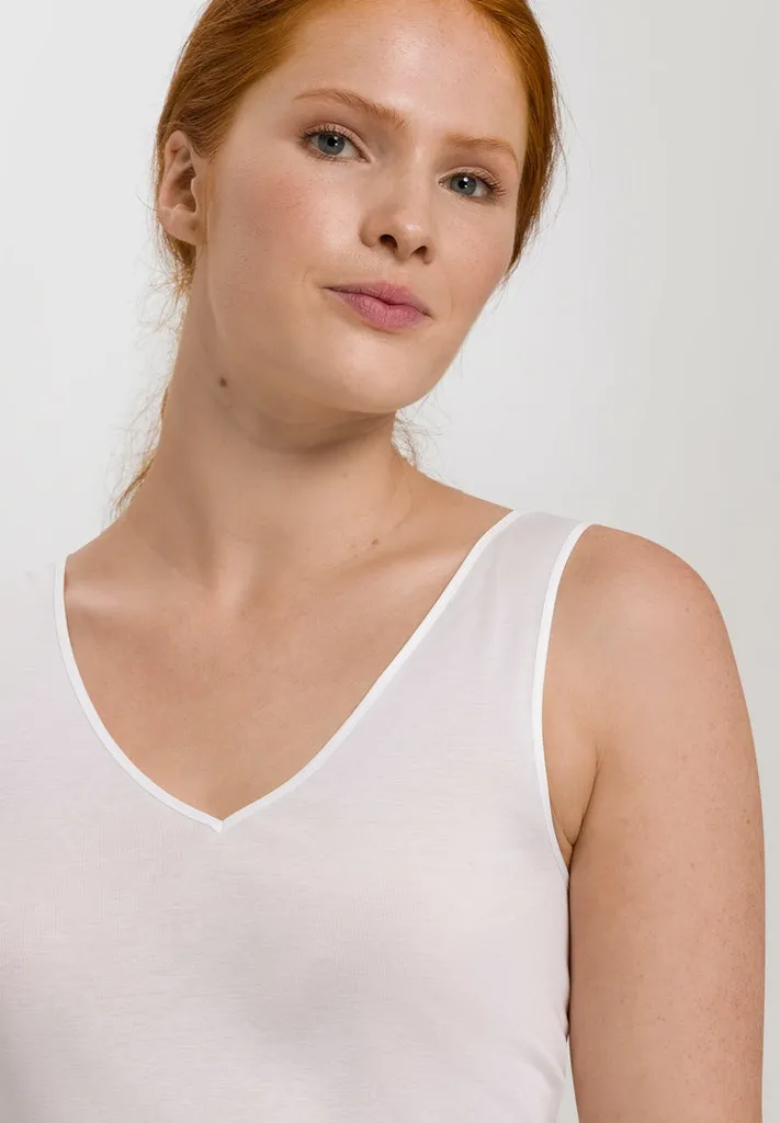 Cotton Seamless - V-Neck Tank Top