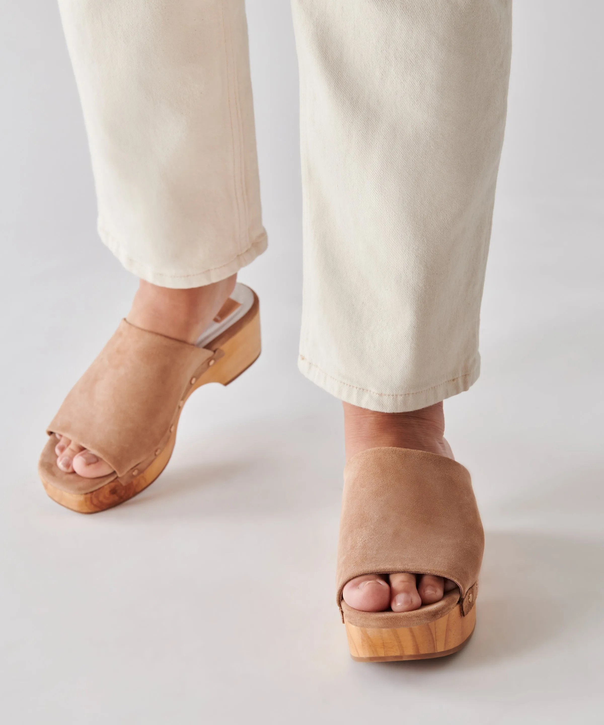 DORADO MULES TAUPE SUEDE