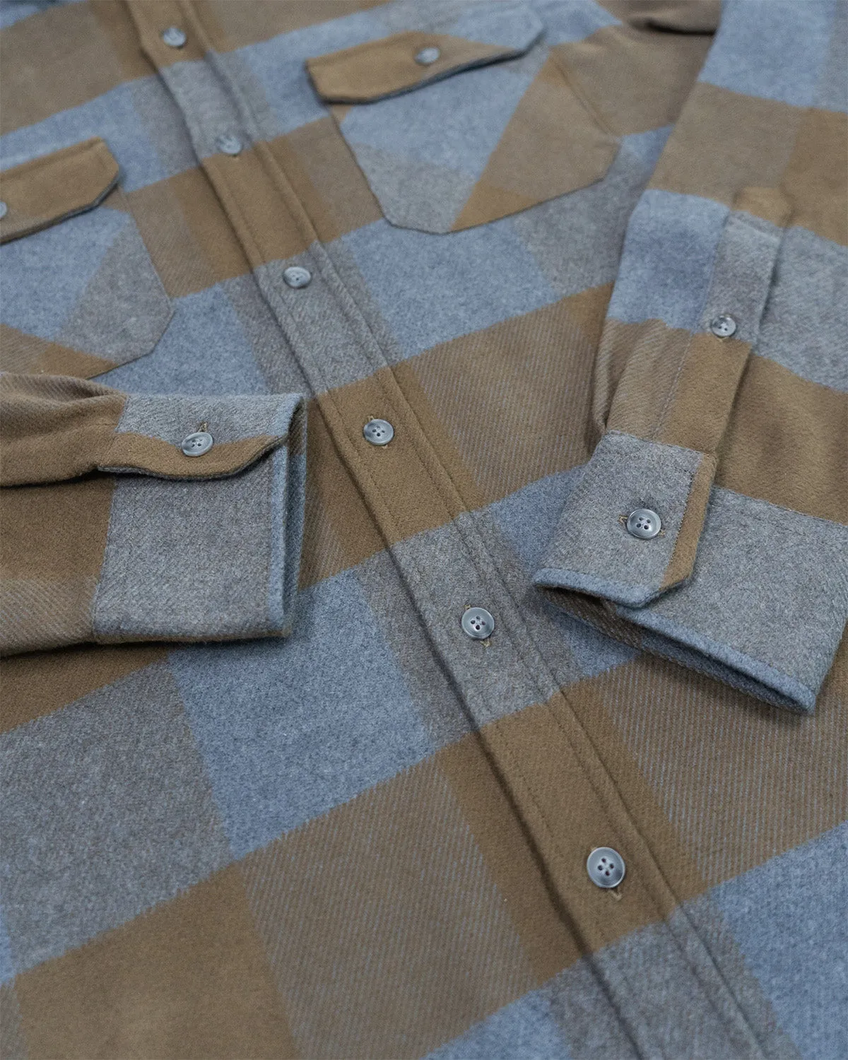 Field Grand Flannel, Caper Green