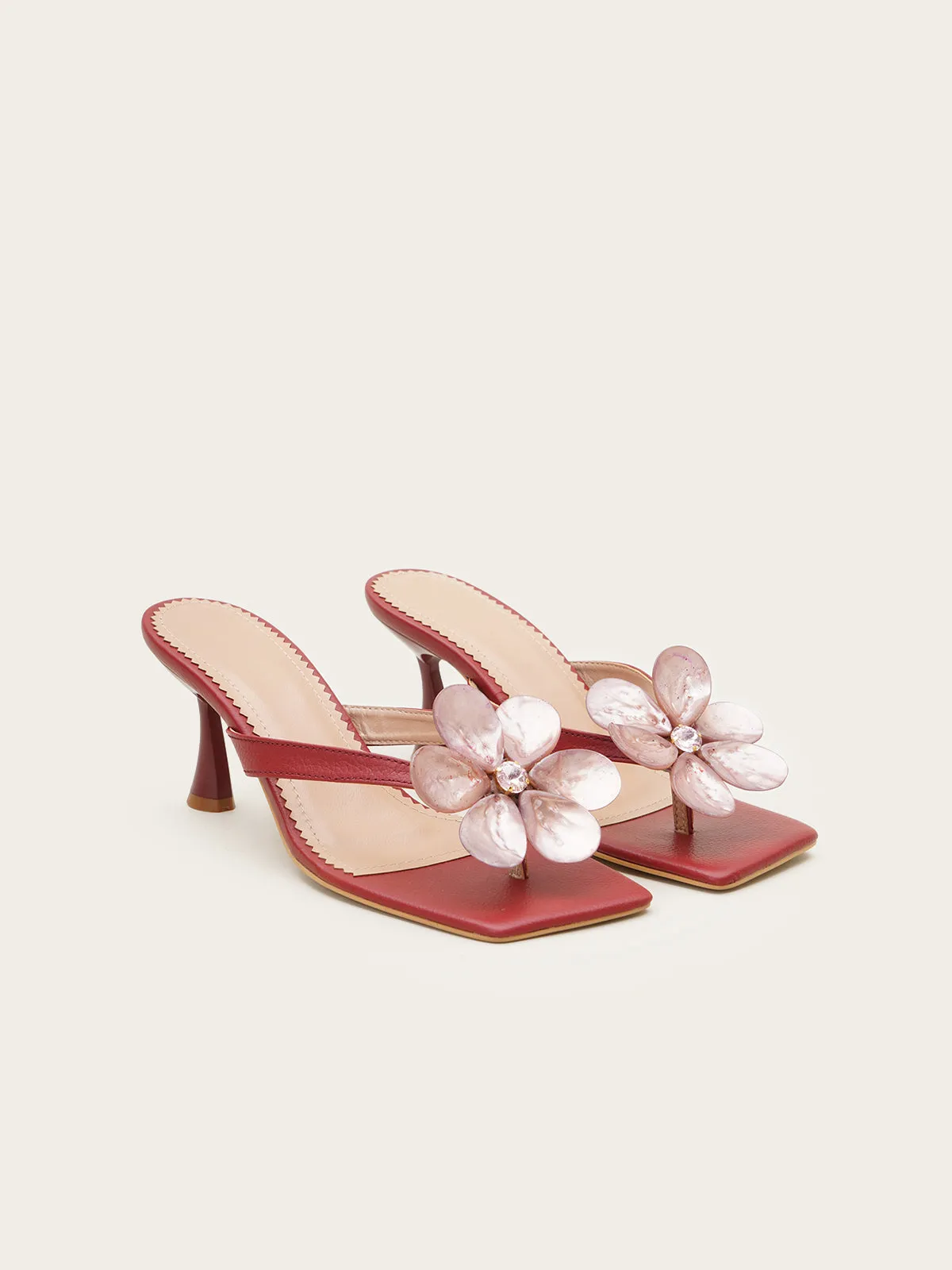 Fleurs Blanches Sandals