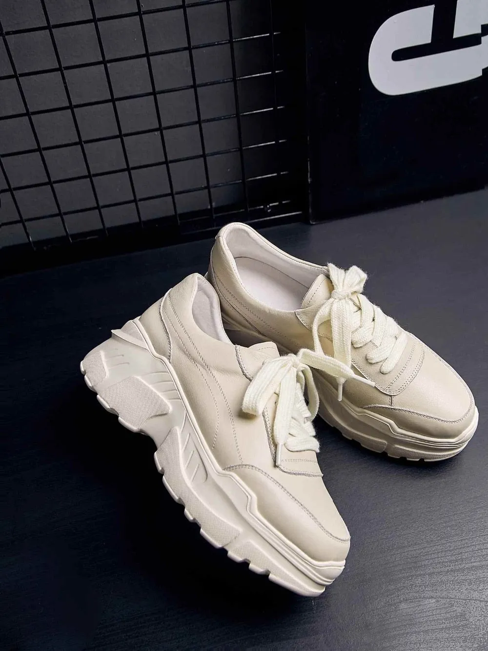full grain leather platform streetwear superstar lace up round toe white sneakers leisure vulcanized shoes L97