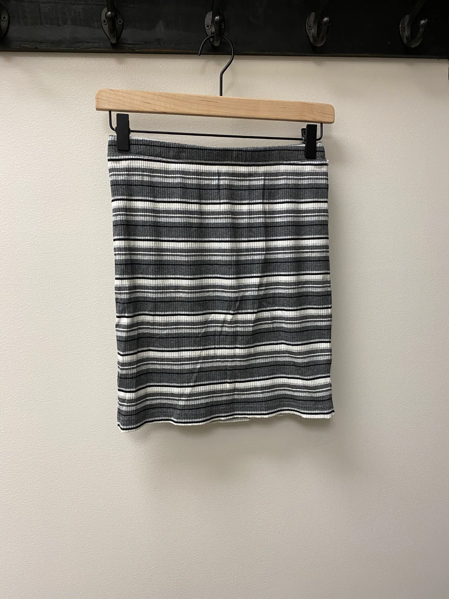Garage Short Skirt Size Small