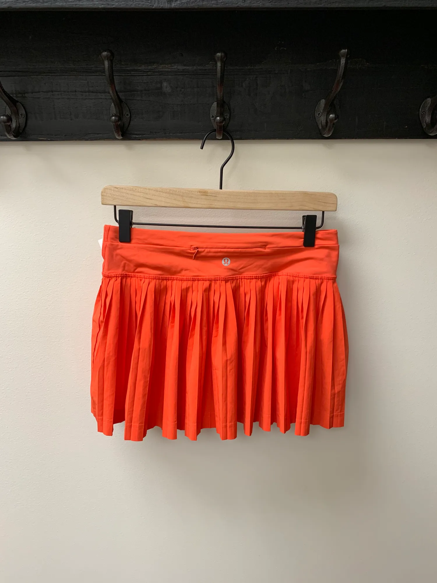Lulu Lemon Athletic skirt  Size 3/4