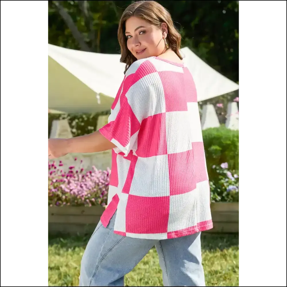 Needful Things: Chic White Checkerboard Tee  (finally Fabulous!) 😜
