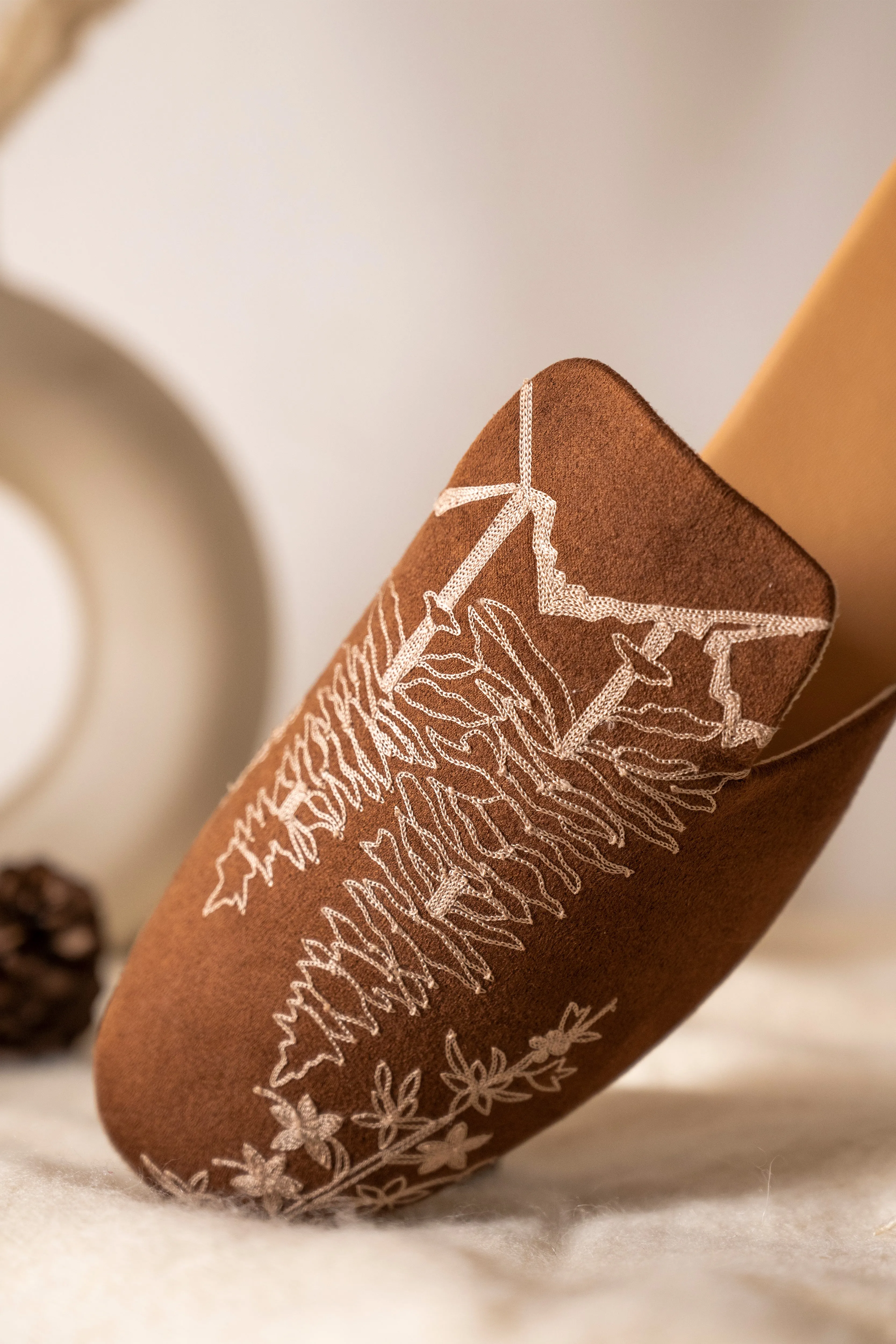 Nubra - Maple (Mule)
