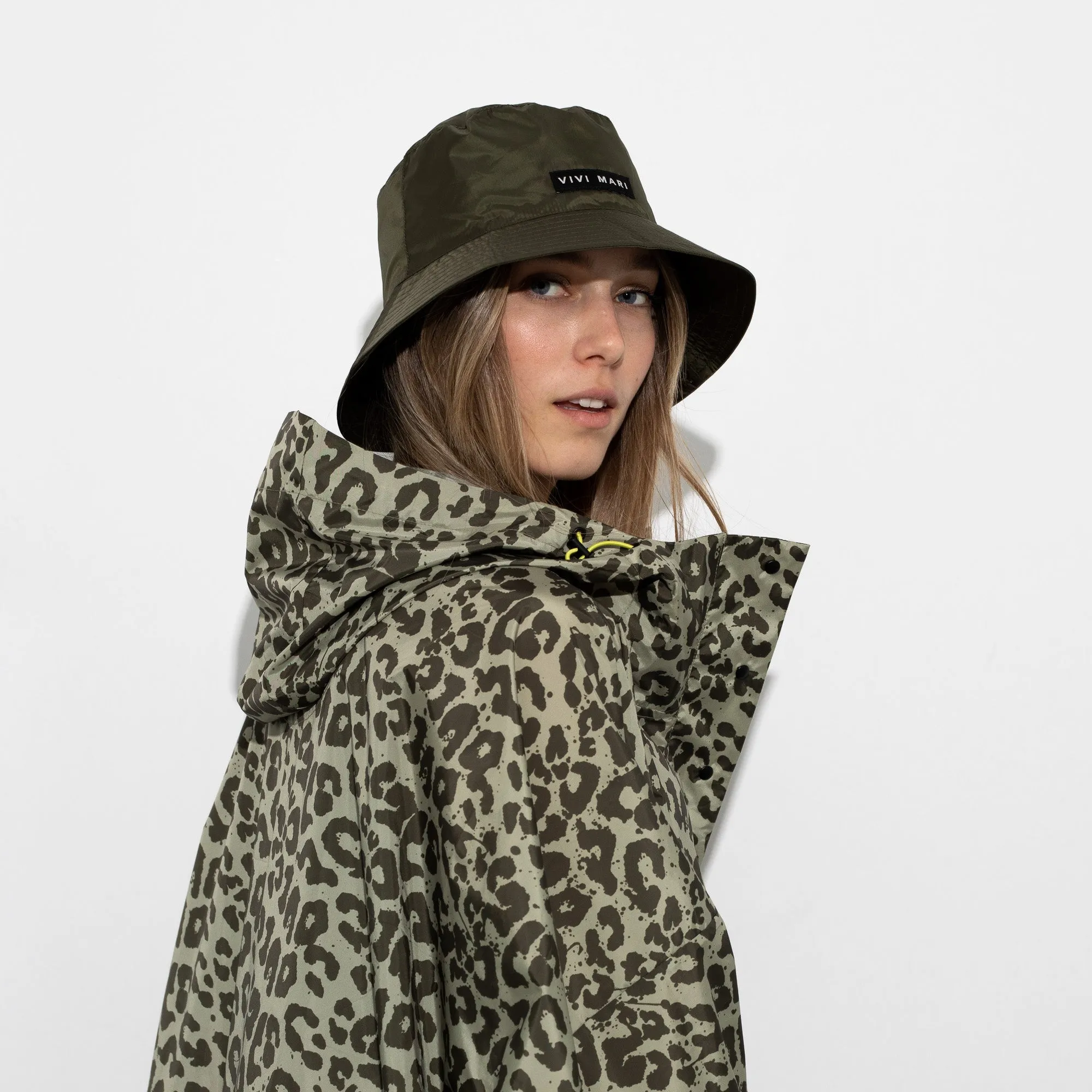 Raincoat leo splashes olive/pale olive