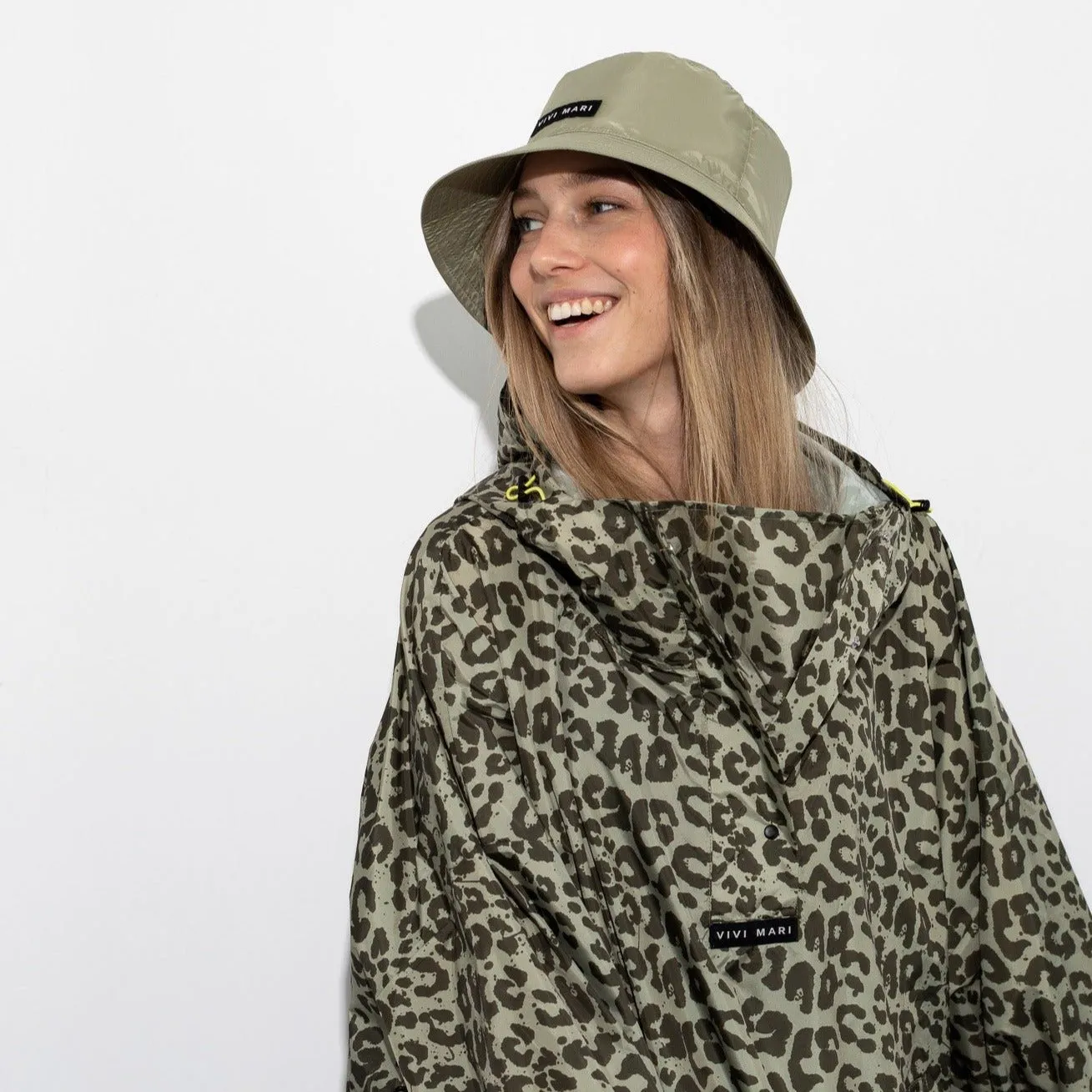Raincoat leo splashes olive/pale olive