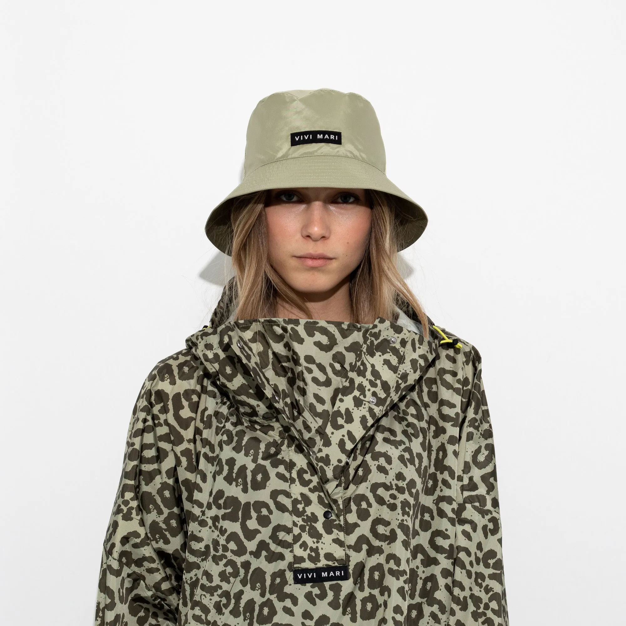 Raincoat leo splashes olive/pale olive