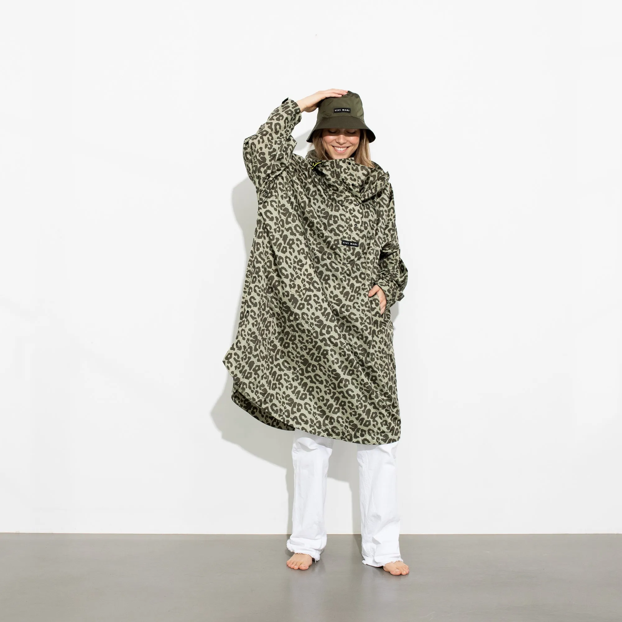 Raincoat leo splashes olive/pale olive