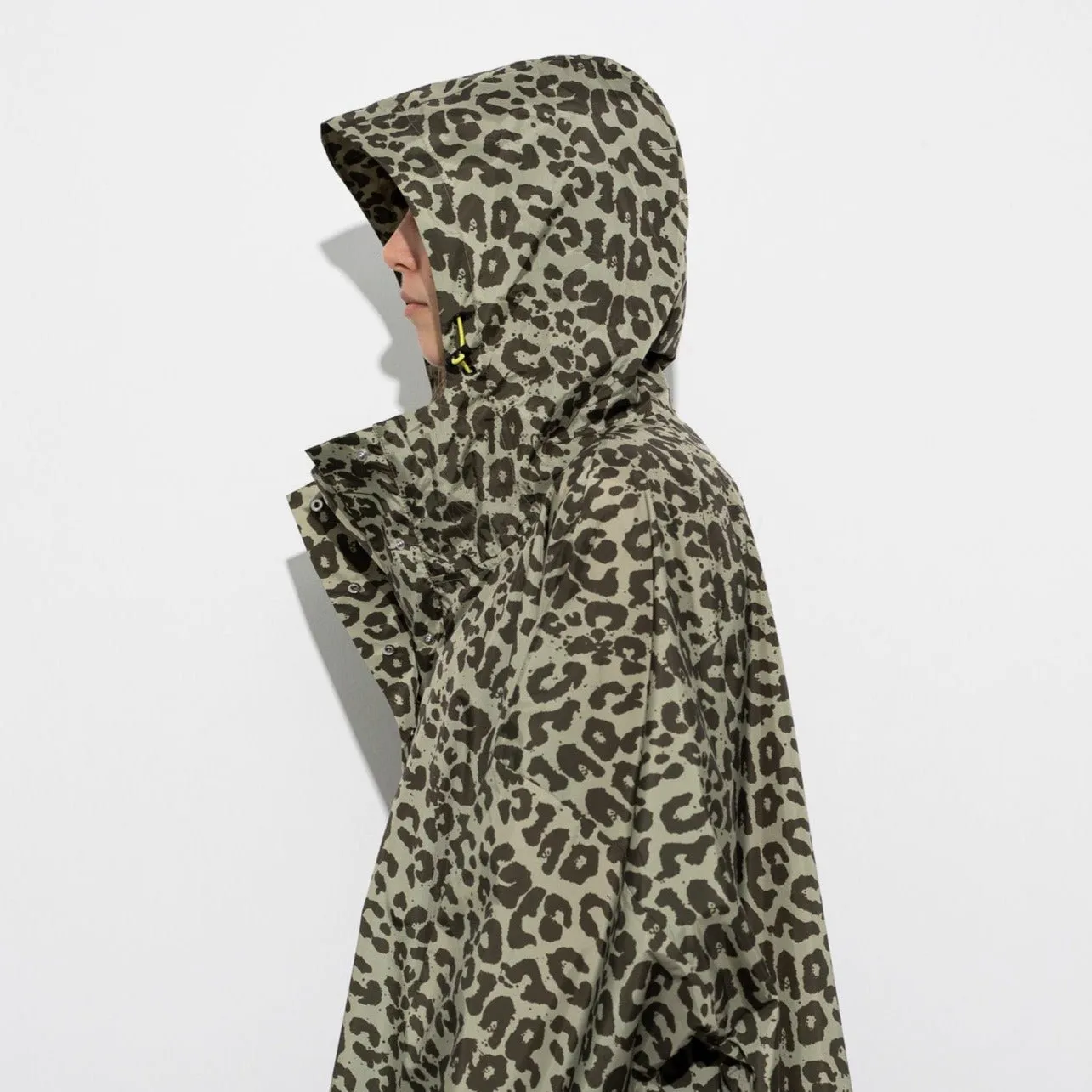 Raincoat leo splashes olive/pale olive