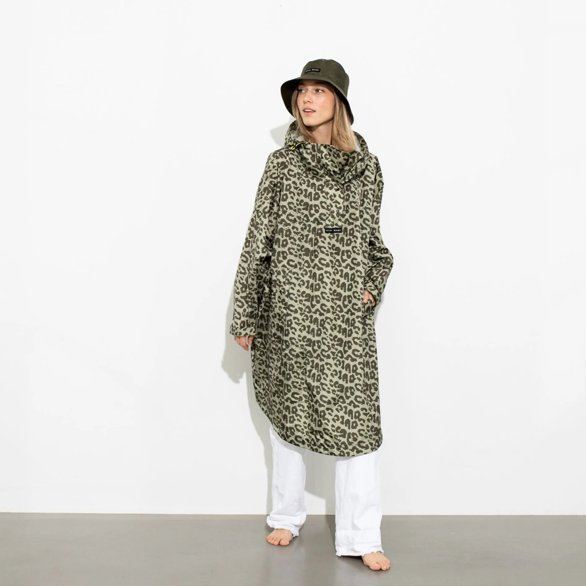 Raincoat leo splashes olive/pale olive