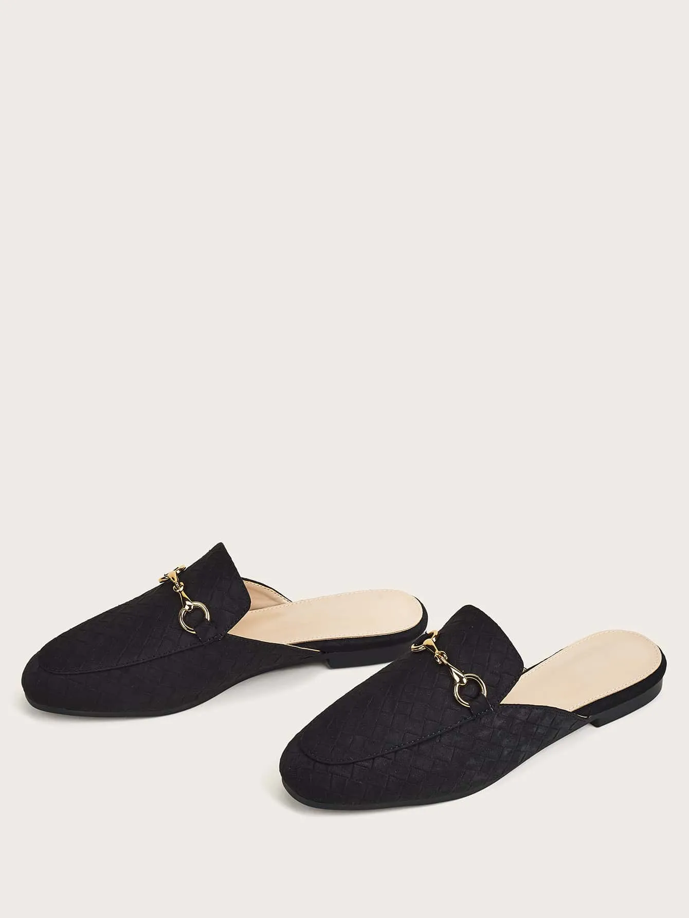 Snaffle Decor Woven Pattern Loafer Mules - Black - FD ⚡