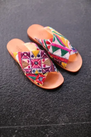 SPRING EMBROIDERED PATCHWORK SANDALS DOAN