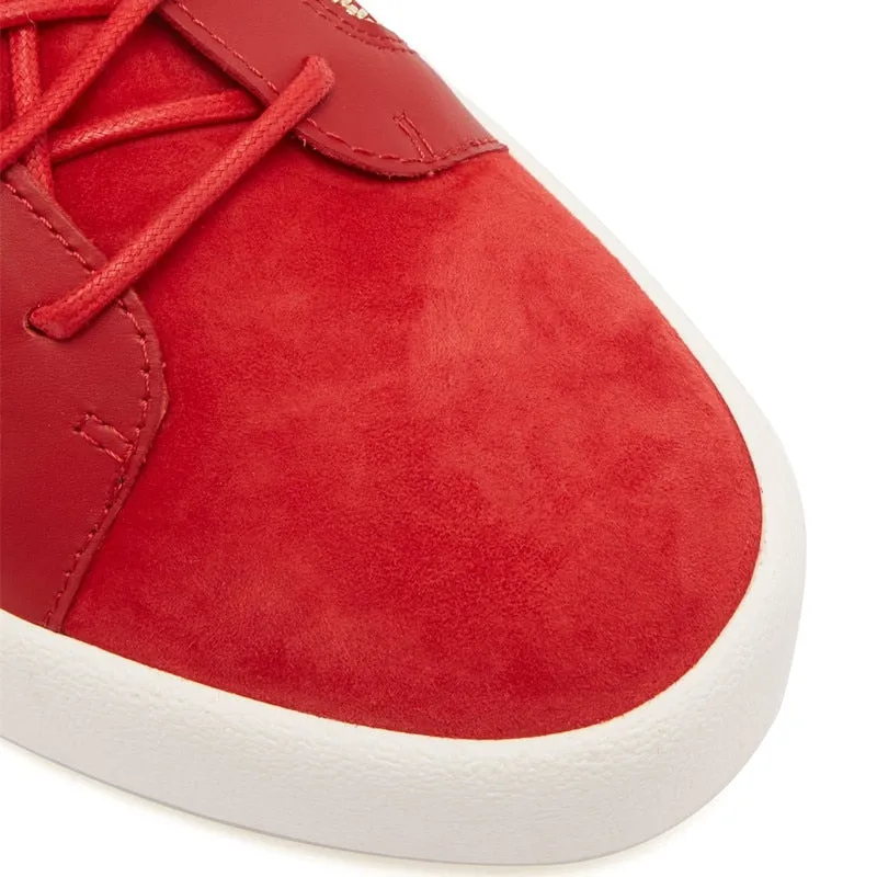 Spring Red Leather and Suede Patchwork Men's Casual Shoes Metal Stud Lace Up Breathable Low top Shoes Male Fashion Sneakers