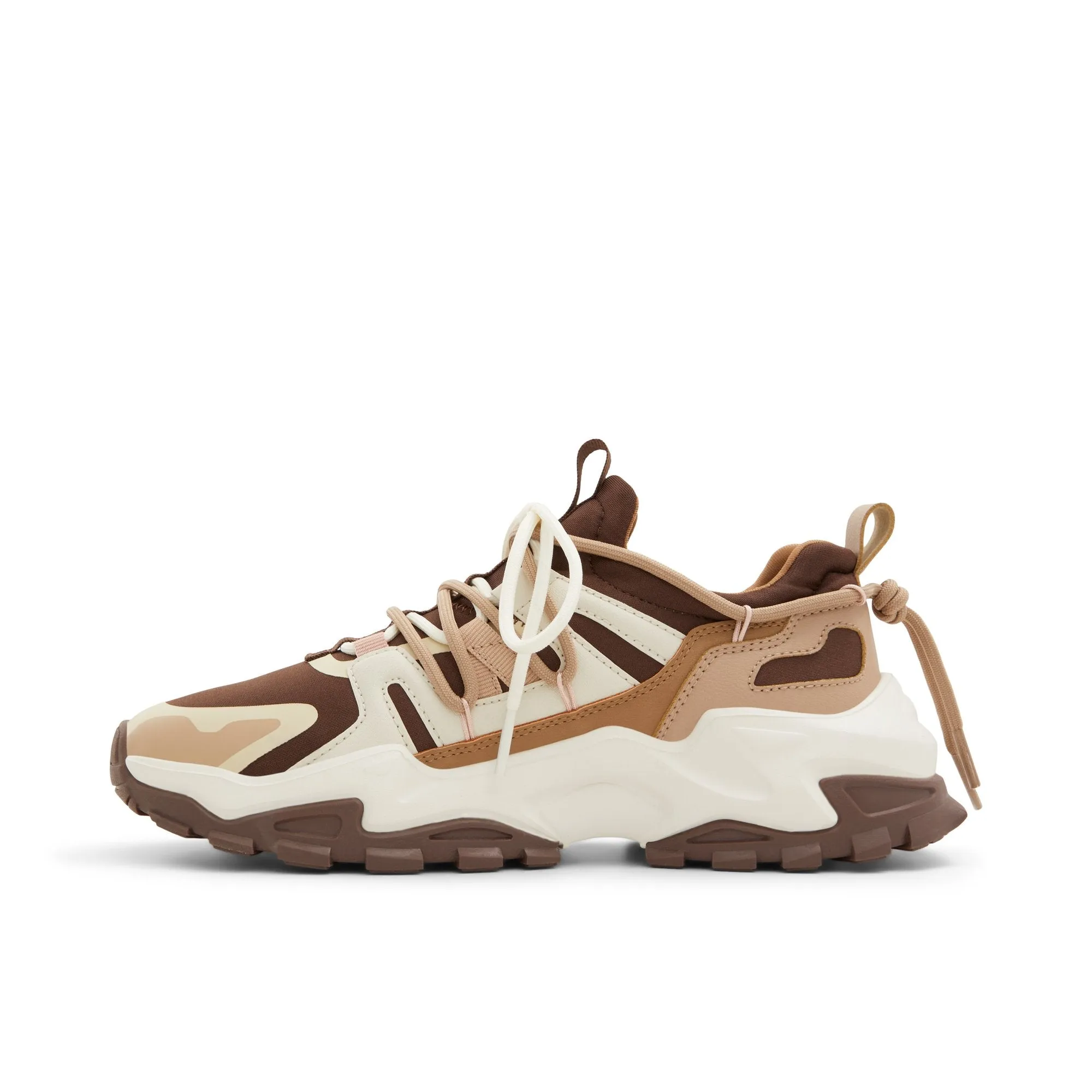 Terrah / Sneakers
