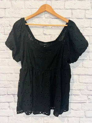 TORRID Womens Babydoll Top Sz 1 Eyelet Detail Black Challis Boho Blouse
