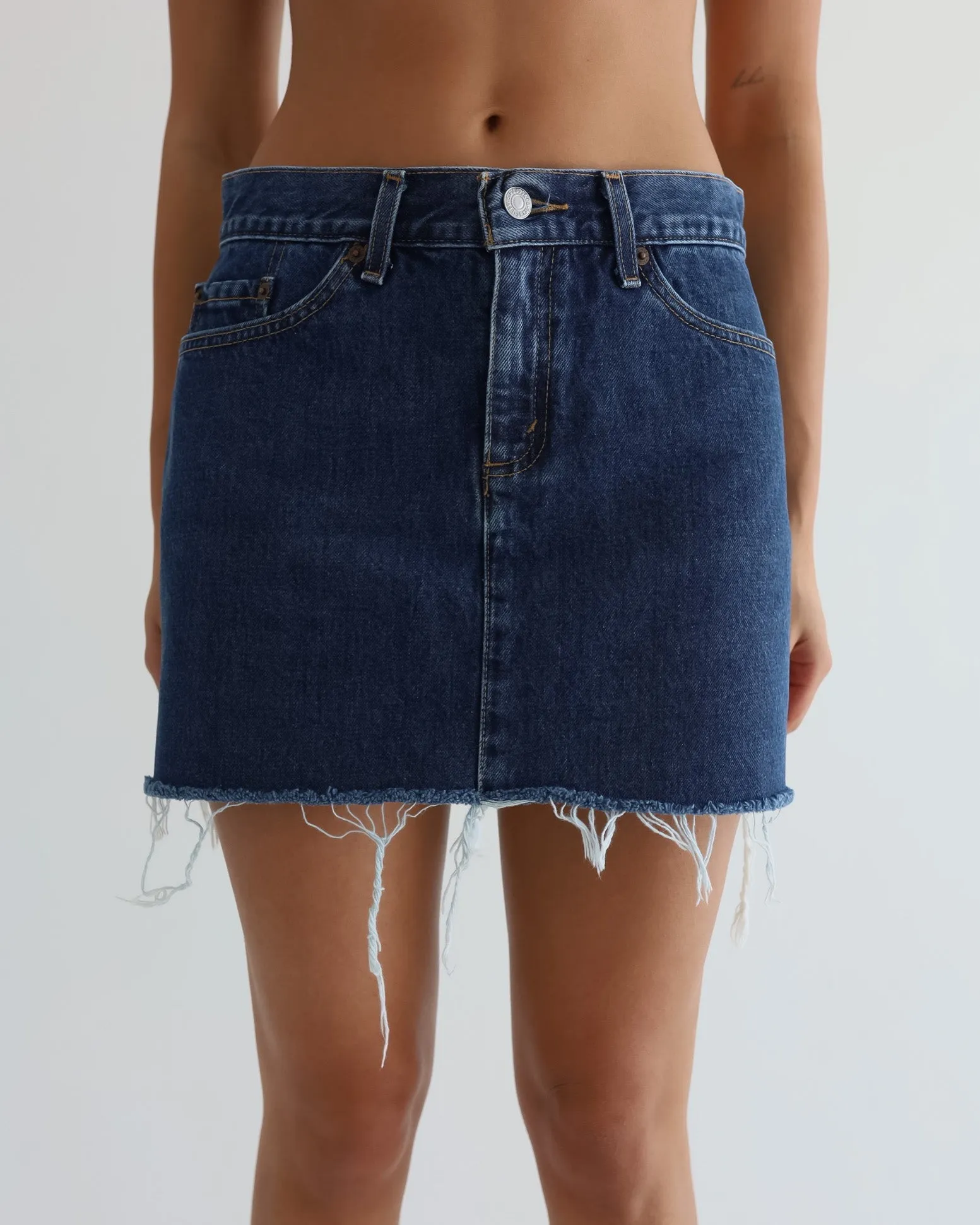 VINTAGE LEVI’S SKIRT | SIZE 27